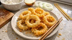 輪切りが崩れない玉ねぎの天ぷら—つまようじ不要、乾燥スパゲッティで固定するコツ