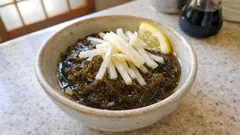 火を使わない副菜：もずくと長いものレモン酢の物が、ボウルでさっぱり決まる